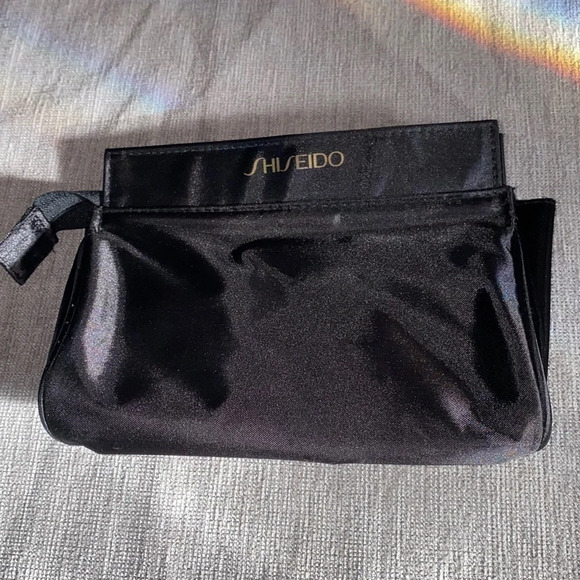 Shiseido  black makeup bag - Picture 3 of 9